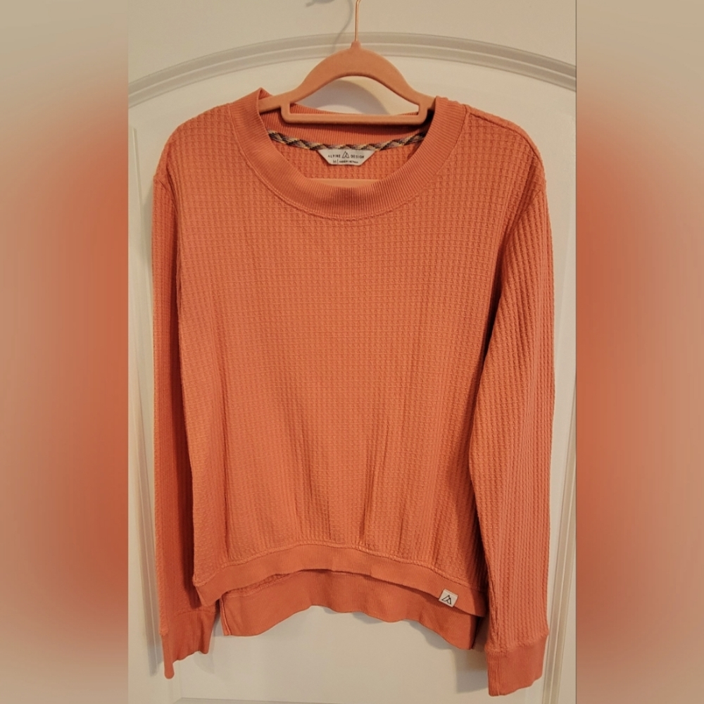Alpine Design Lightweight Pullover Shirt Size Medium